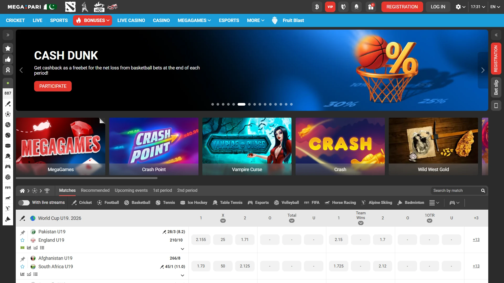 Full desktop homepage of Megapari Pakistan with site navigation, live events, and casino categories.